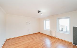 Casă în Vatra - strada centrală Linella - Poză 9