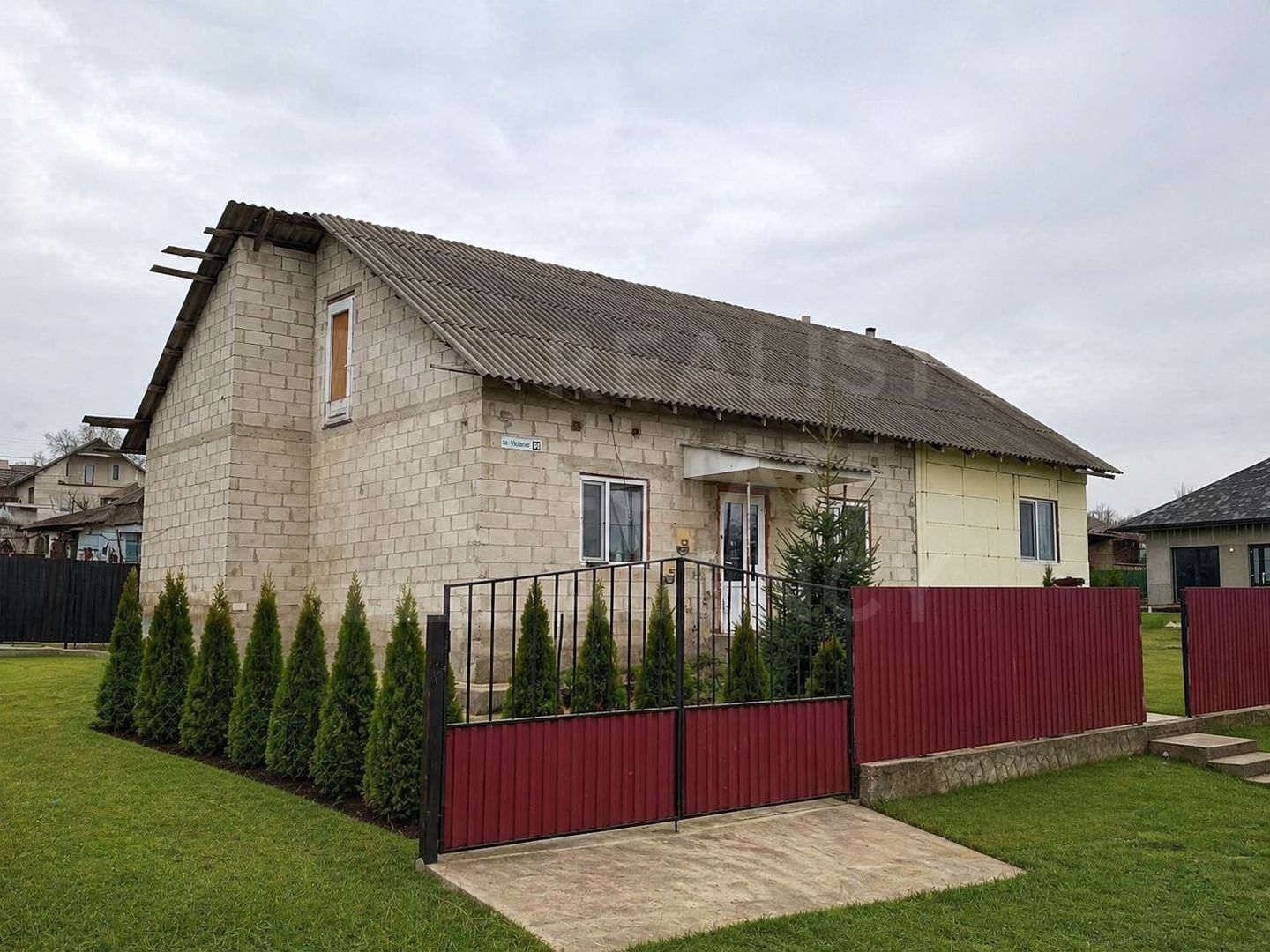 Vânzare, casă, 2 camere, str. Victoriei, Sângereii Noi - Poză 1