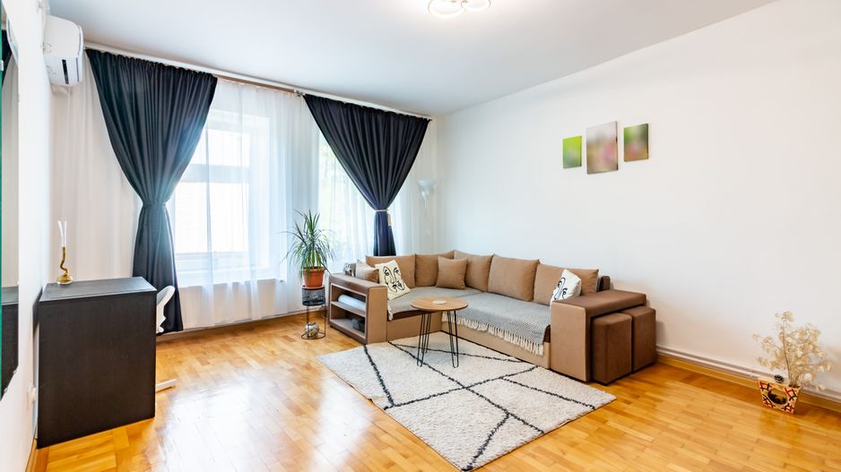 Apartament cu 3 camere de vânzare Cismigiu/ Gheorghe Lazar - Poză 1