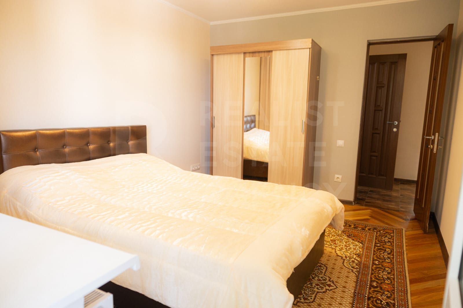 Chirie, apartament, 3 camere, str. Mihail Kogălniceanu, Centru - Poză 7