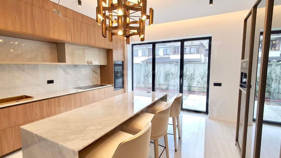 Vânzare, vilă, 2 nivele, 6 camere, zona Pipera, București - Poză 4