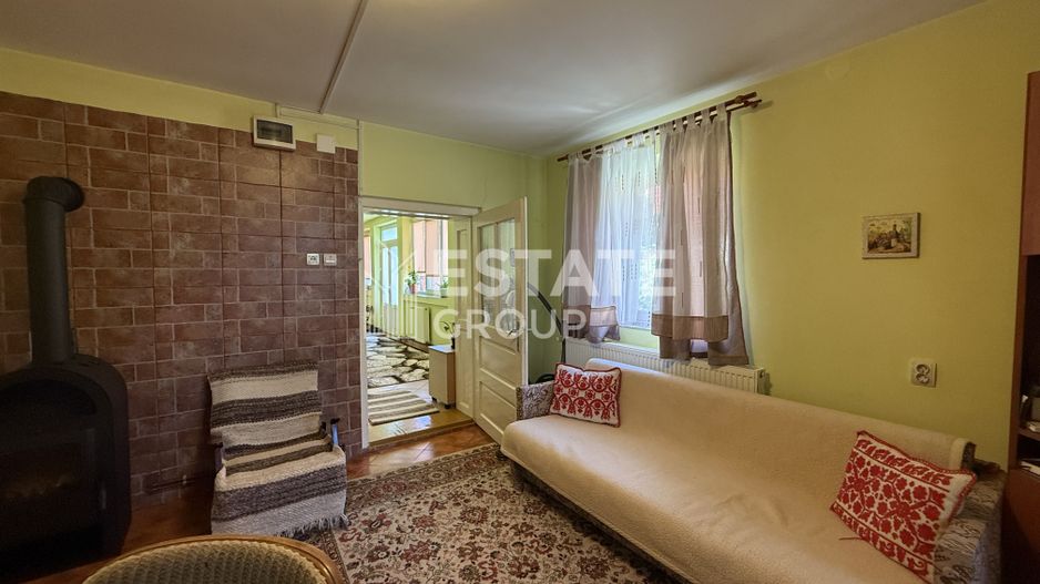 Casa Sandrei , teren 1414 mp, strada asfaltata - Poză 7