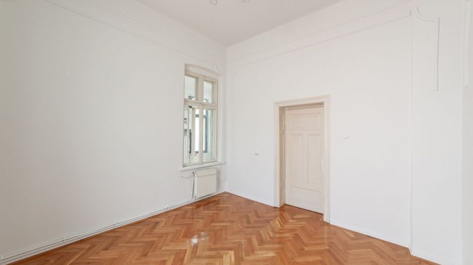 Casă interbelică ultracentrală | Bulevardul Republicii nr. 129 | - Poză 14