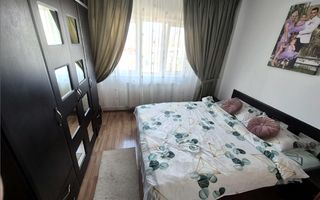 Apartament 2 camere, decomandat, Cetate, et.3 - Poză 4