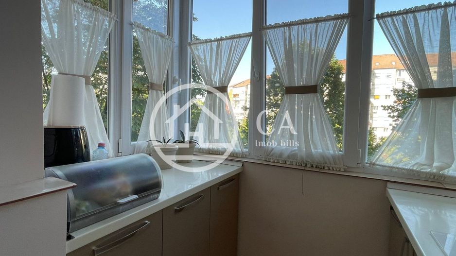 Apartament cu 3 camera de vanzare in zona Dacia, Oradea - Poză 11