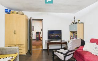 Casă 2 camere la DN7 în Odvoş - Poză 15