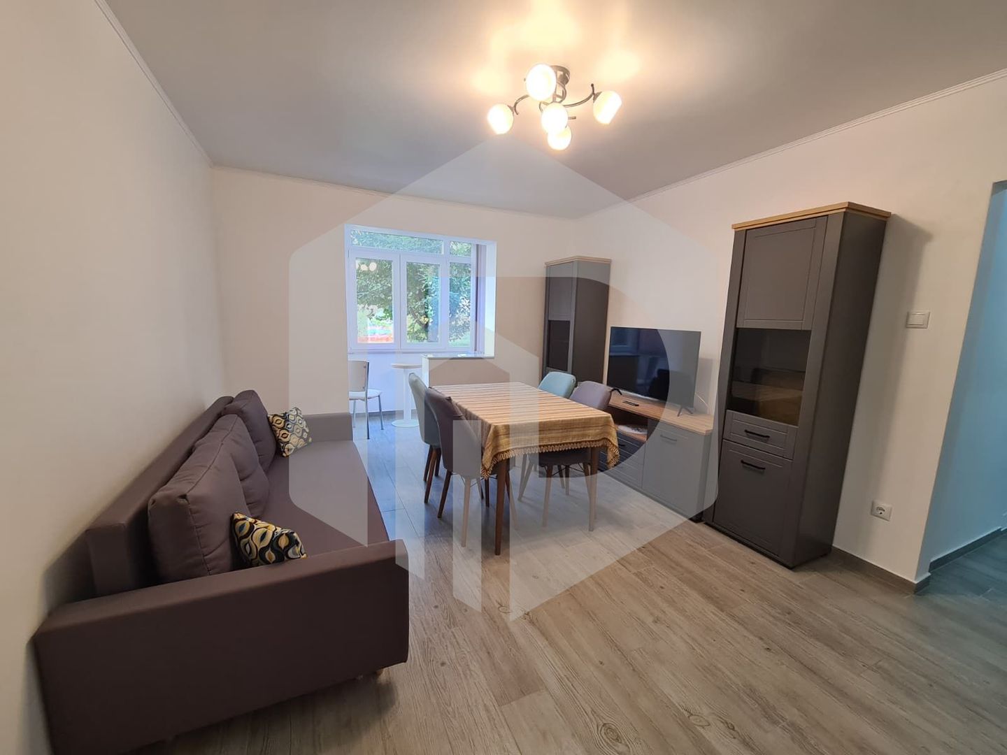 Apartament | 3 Camere | Hipodrom I | 60mpu | Parter | Complet Renovat - Poză 1