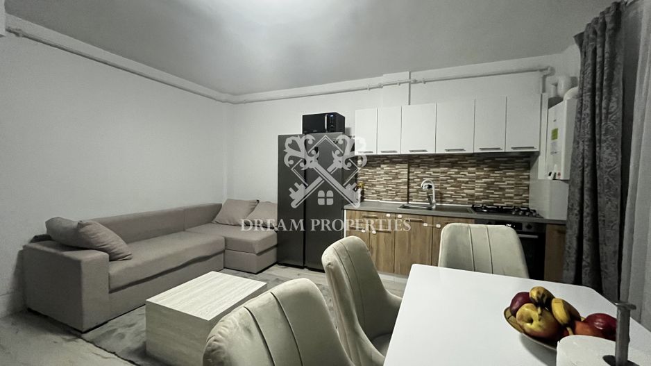 Apartament cu 2 camere, garaj, zona Eroilor Floresti - Poză 4