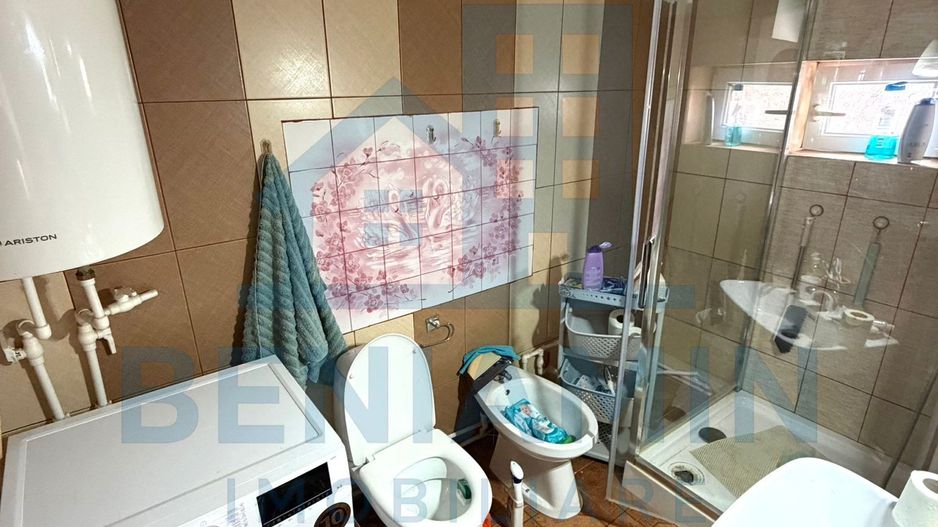 Casa pe parter in cartierul Romanesti - Poză 5