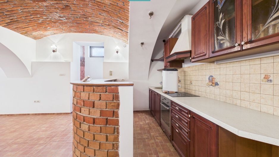 Apartament pe 3 niveluri - ultracentral, Arad - Poză 7