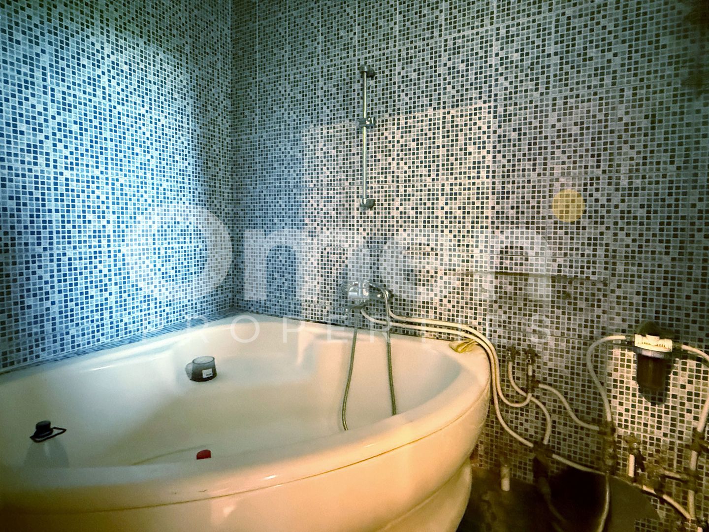 Casă cu 3 camere, garaj și anexă în centrul vechi Baia Mare - Poză 7