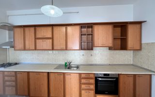 VILA EXTRAORDINARĂ CU 6 CAMERE LA INCHIRIERE LANGA BRITISH SCHOOL - Poză 12