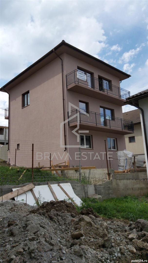 Casă individuala, 5 camere, 3 bai,  D+P+E, Zona Dezmir - Poză 1