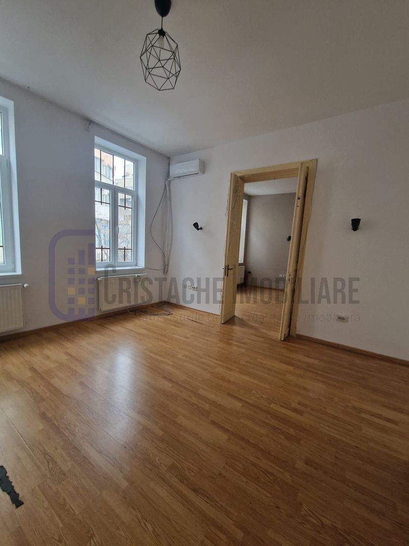 Spatiu comercial in vila, etj. 1 + mansarda, 220 mp, Piata Amzei - Poză 7