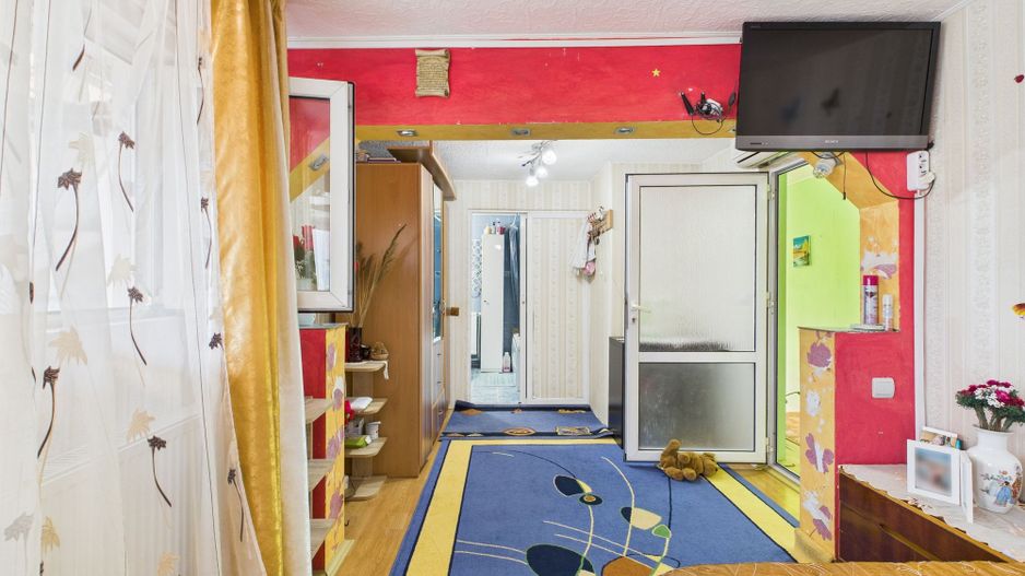 Casă cu 4 camere pe Bd. Laminorului – modernă și întreținută - Poză 20