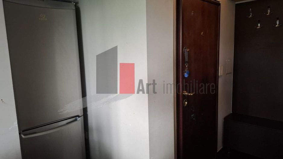 Vânzare apartament 3 camere Obregia - Poză 5