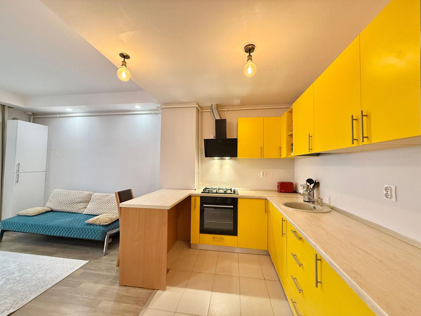 COSMOPOLIS - Apartament cu 2 camere tip studio, mobilat si utilat. - Poză 5
