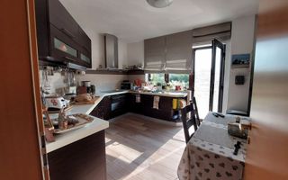 Casă cu 5 camere. de vânzare in Floresti, zona Parcului Poligon. - Poză 7