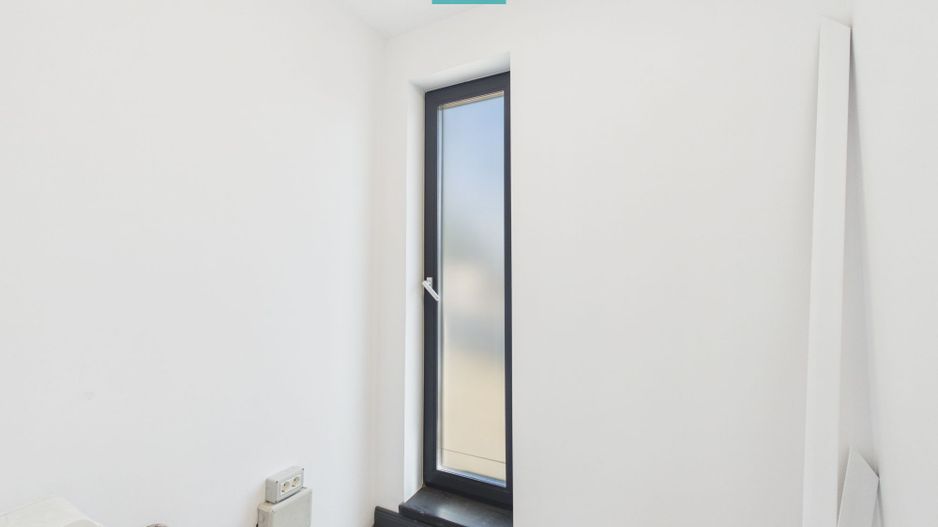Birou 32 mp Oradea, parcare, acces centură - Poză 11