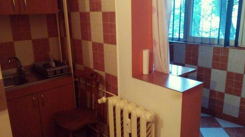 Apartament de 3 camere, de inchiriat, Rahova - Poză 8