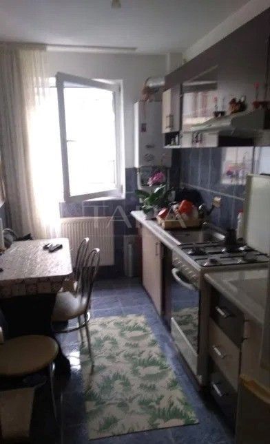 Apartament cu 2 camere și parcare inclusă în Florești, zona Florilor - Poză 3