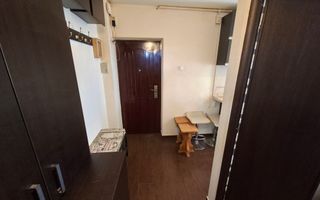Garsoniera Centrul Civic strada Matei Basarab Brasov - Poză 4