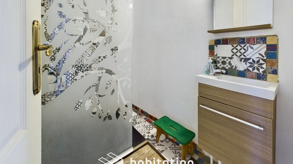 Casă cu 4 dormitoare + piscină în Socolari – ideală pentru investiție - Poză 9