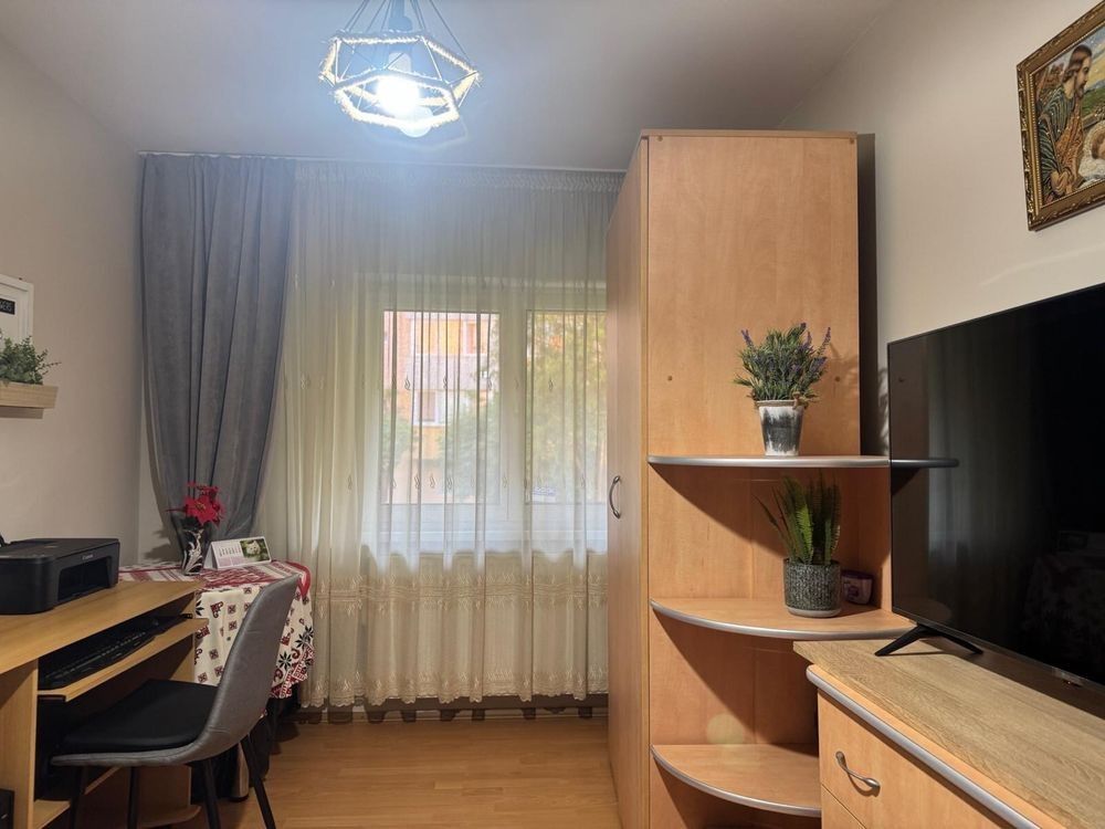 2 Camere Racadau, 53mp, liber, 114000Euro - Poză 9