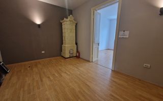 Spatiu comercial in vila, etj. 1 + mansarda, 220 mp, Piata Amzei - Poză 1