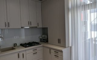 Apartament 3 camere 2 bai 70 mp utili terasa si parcare in Selimbar - Poză 3