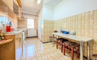 4 camere decomandate, 2200E/mp - Poză 5