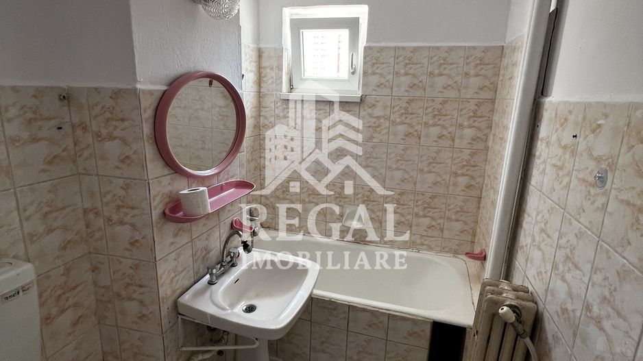 Apartament 2 camere decomandat – Micro 7 | Etaj 2 | Balcon | Panoramă - Poză 8