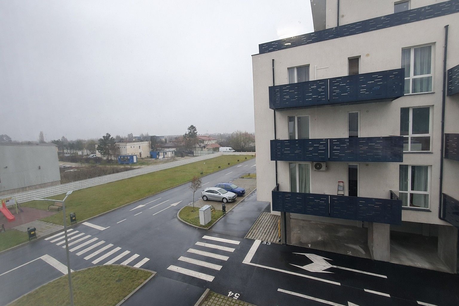 Apartament 3 camere, prima închiriere, la 25 minute de de Gara de Nord - Poză 7