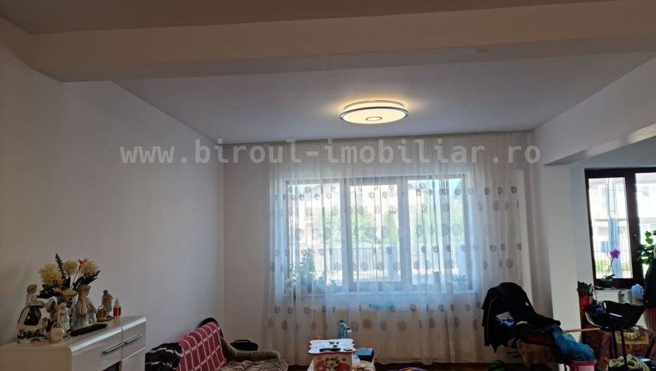 Vânzare Vilă P+1+Pod în Zonă Liniștită din Cumpana - Poză 8