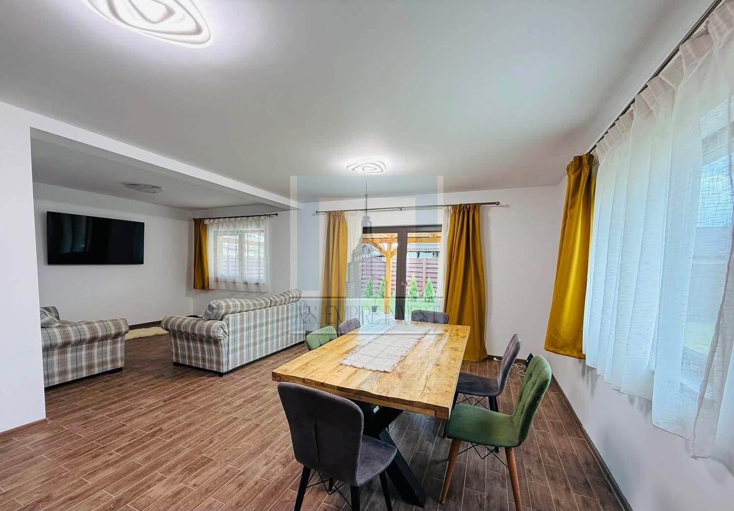 Casă 4 camere de vânzare – Izvor Tărlungeni (5 km de Brașov) - Poză 8