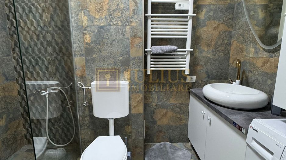 Zona Linistita-Mobilat utilat complet -bloc nou - Poză 14