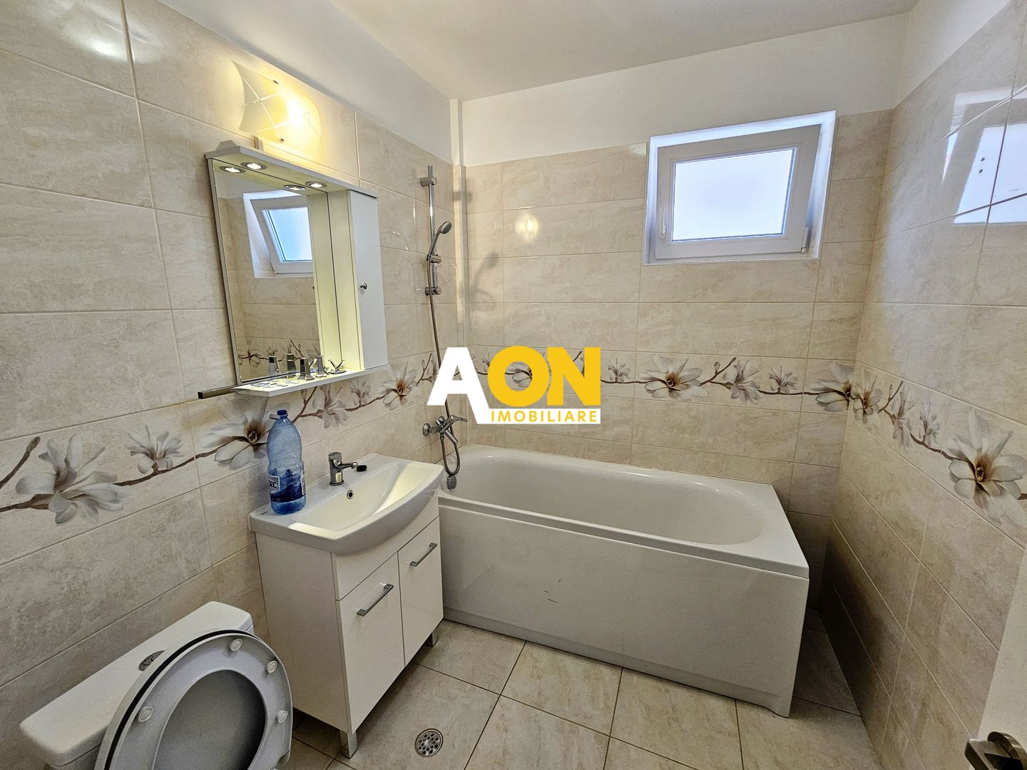 Penthouse 4 camere, 100 mp utili + terasa 83 mp + boxa 21 mp, Centru - Poză 5