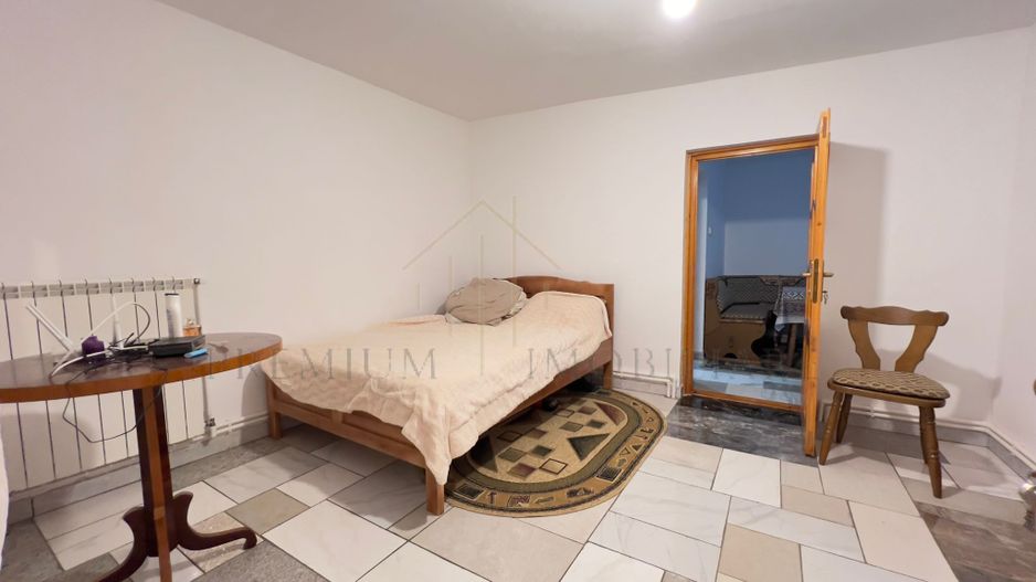 Casă renovată 2025 de vânzare în Cireșoaia - Poză 7