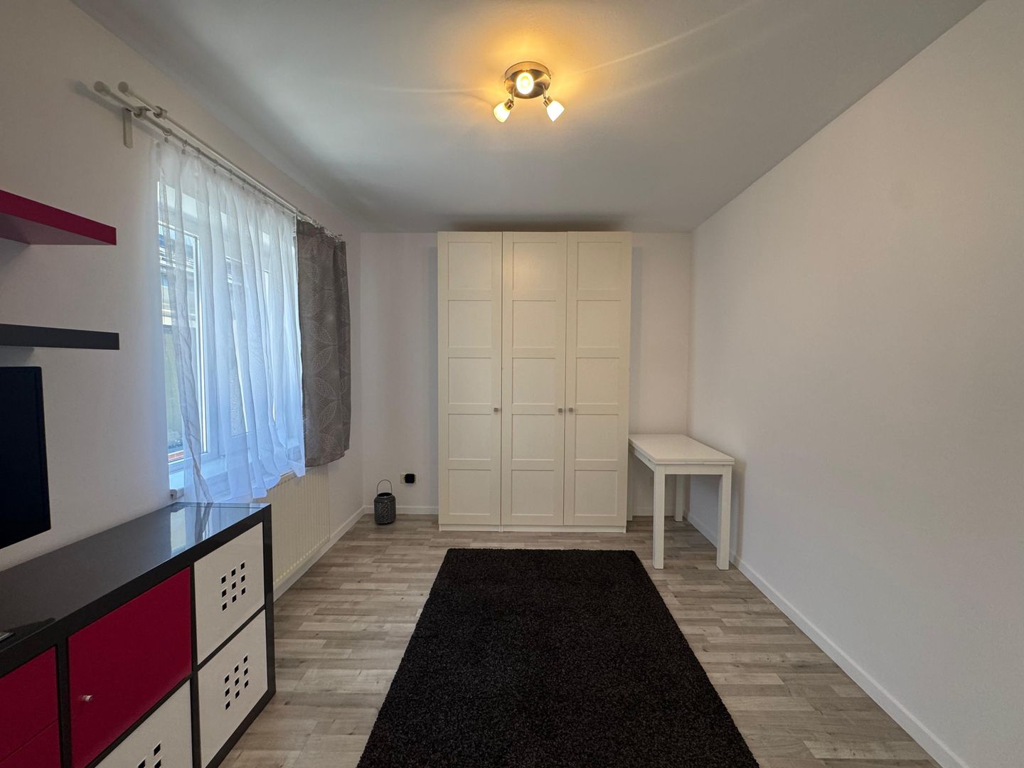 CASA INDIVIDUALA || METROU 1 MAI || LOC PARCARE + CURTE - Poză 7