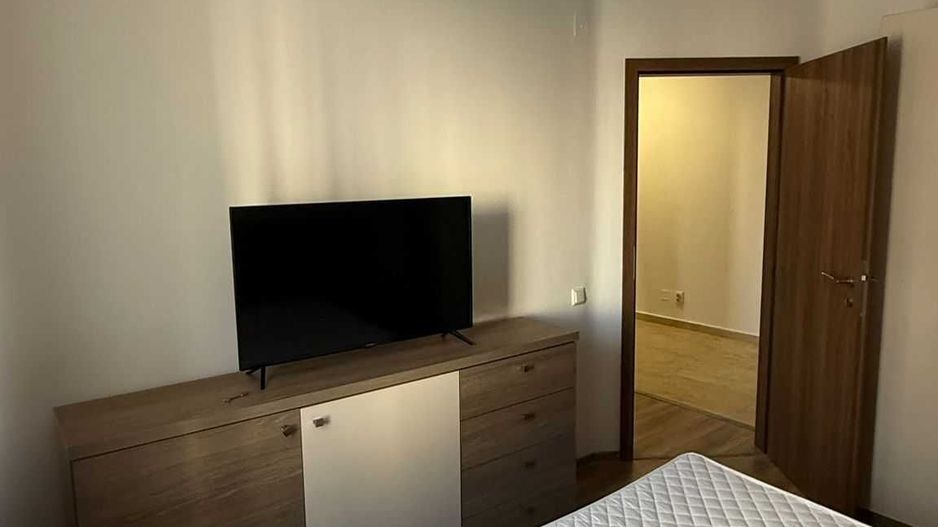 Apartament 2 camere, etaj intermediar, balcon, parcare, Terra - Poză 4