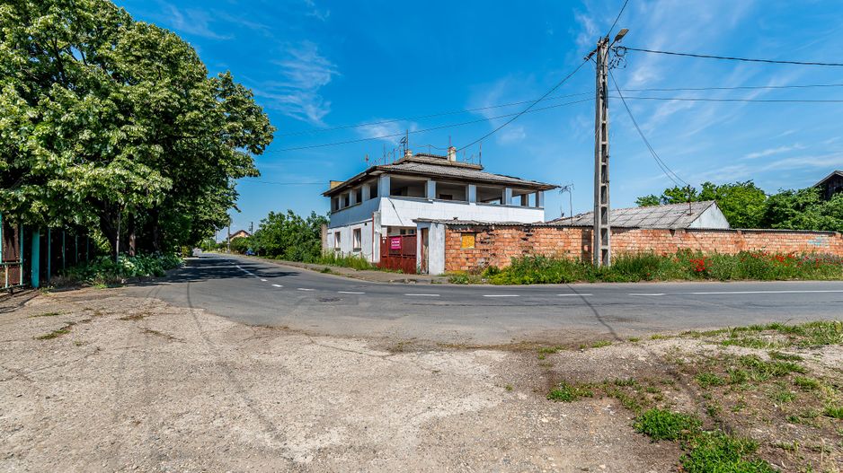 Teren de 1261 mp pe colt, in Aradul Nou, cu front de 60 m + 23 m - Poză 5
