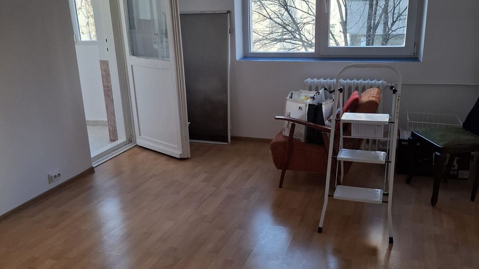 APARTAMENT NEMOBILAT ZONA DOROBANTI - Poză 2