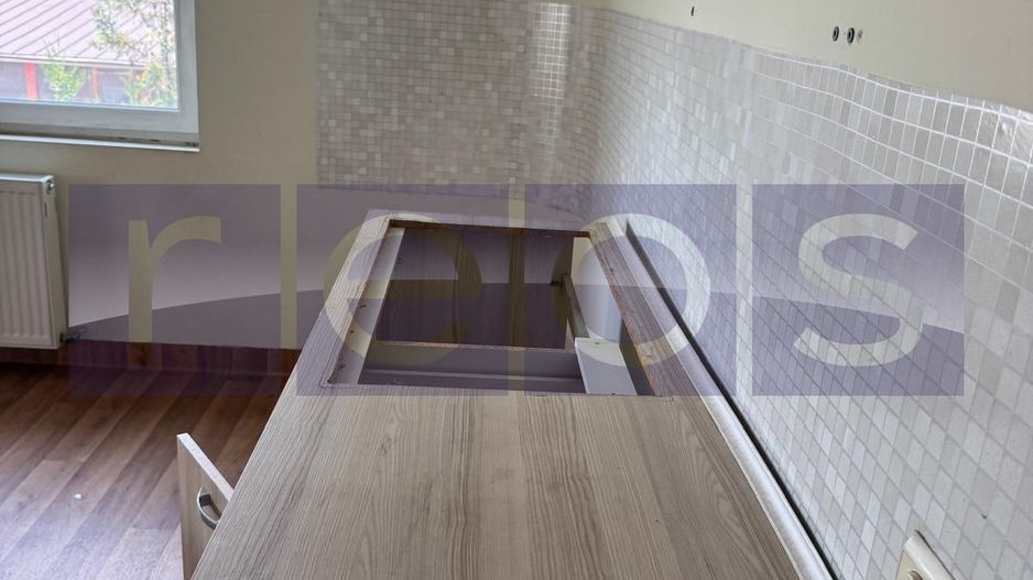 DE VÂNZARE VILĂ | OPORTUNITATE DE INVESTIȚIE | PRETABILĂ CENTRU BĂTRÂNI - Poză 28