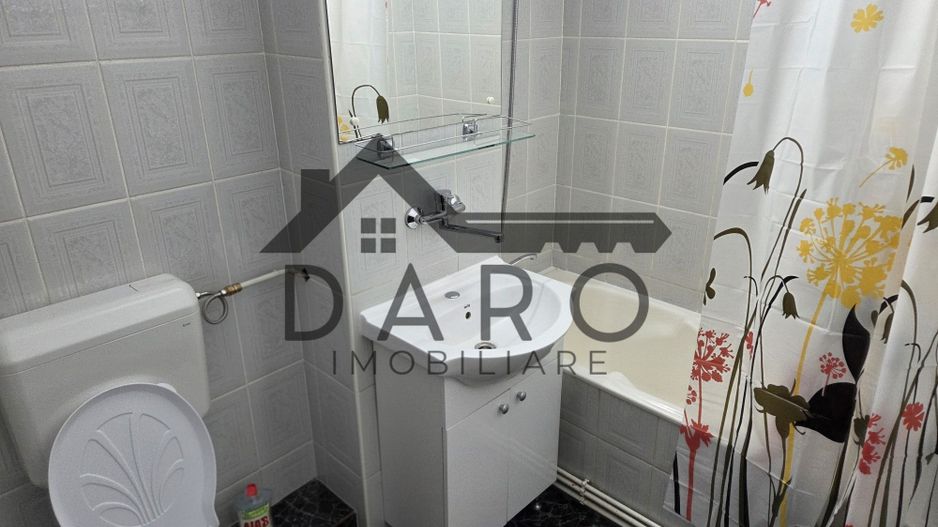 Închiriez apartament cu 3camere - Poză 8