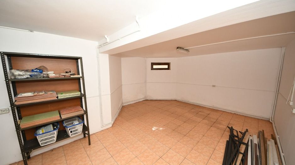 Vila spatioasa, constructie solida, zona micro 17 – Galati - Poză 22