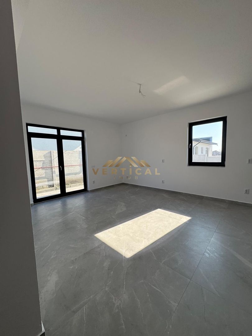 Casa 4 camere, parter,  Comuna Berceni - Poză 12