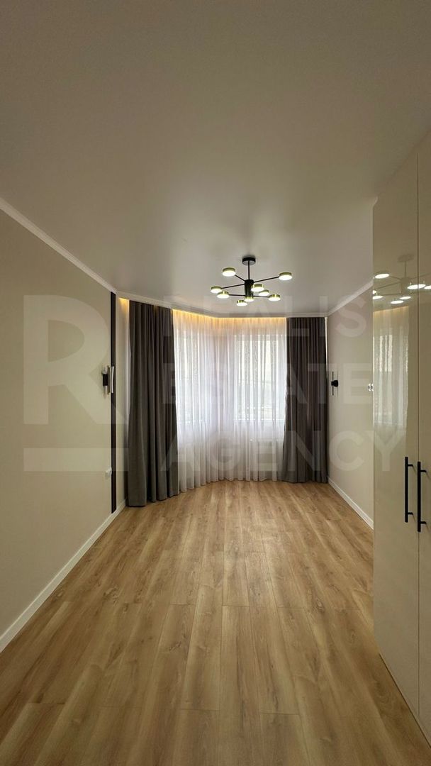 Vânzare, apartament, 2 camere + living, strada Ginta Latină, Ciocana - Poză 5