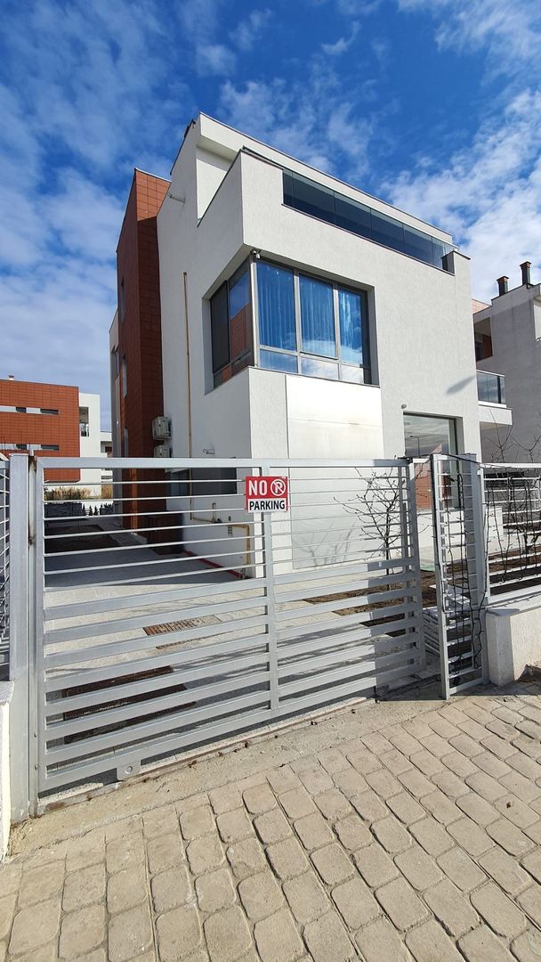 Vânzare | Vila cu vedere dublă la lac – Greenlake Residence - Poză 23