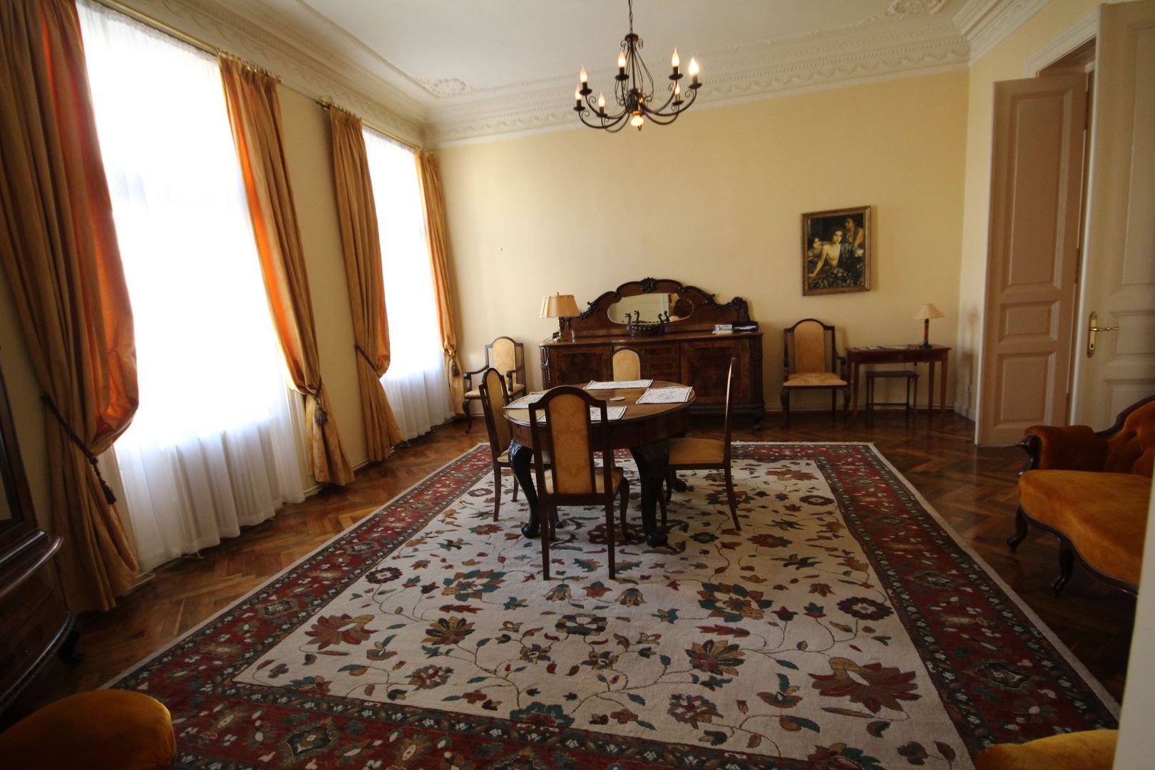 APARTAMENT DEOSEBIT IN ZONA CENTRALA - Poză 22