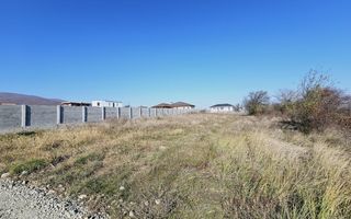 Teren intravilan de vanzare cu proiect, Podei - Poză 2